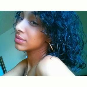 Meet your Posher, Leslie