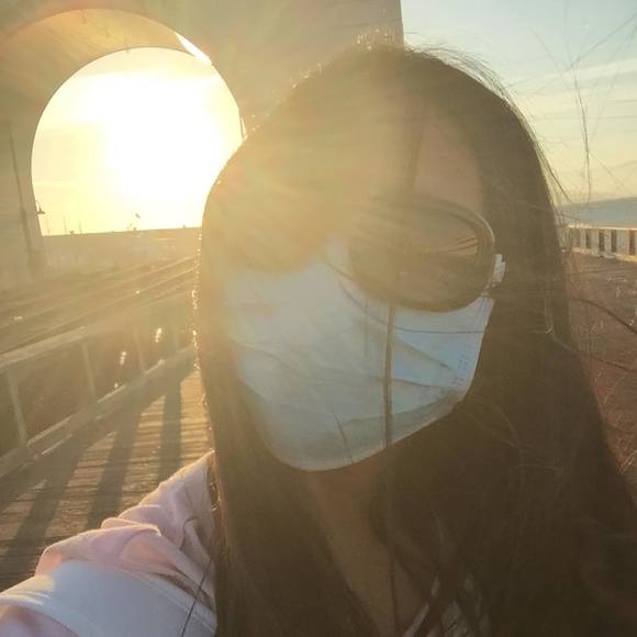 Meet your Posher, Yufeng - Picture 1 of 1