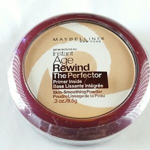 Maybelline Age Rewind Perfector powder LIGHT PALE