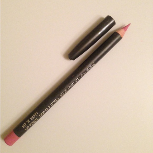 M.A.C lipliner!