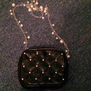 White House Black Market quilted pearl chain purse