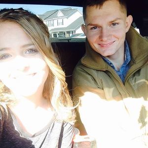 Meet your Posher, Desiree