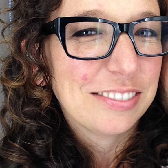 Meet your Posher, Melissa - Picture 1 of 1