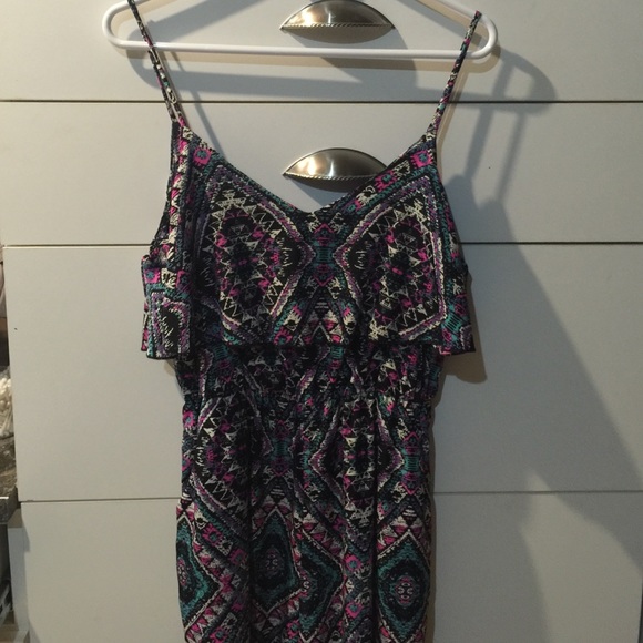 Romper - Picture 3 of 4