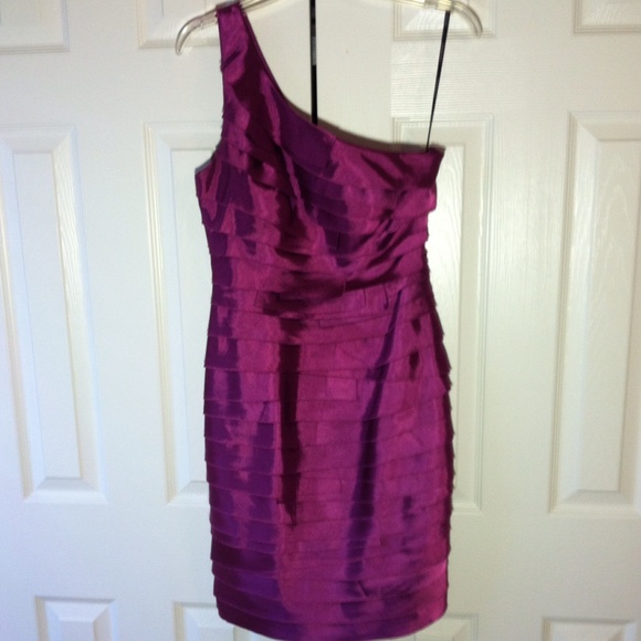 Bebe one shoulder cocktail dress