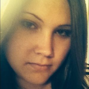 Meet your Posher, Mariel