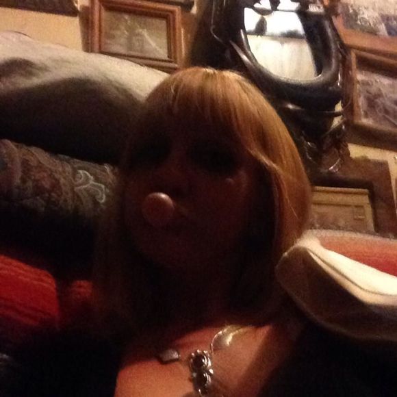 Meet your Posher, Alissa