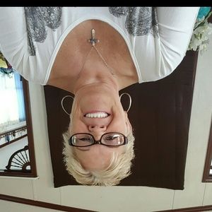 Meet your Posher, Pam