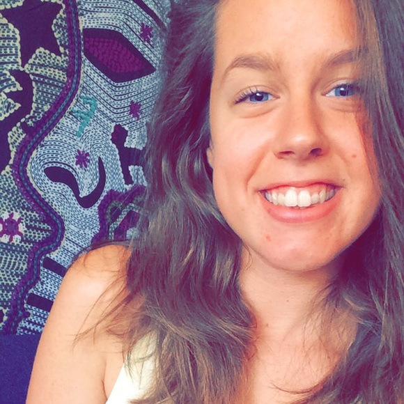 Meet your Posher, Elisha