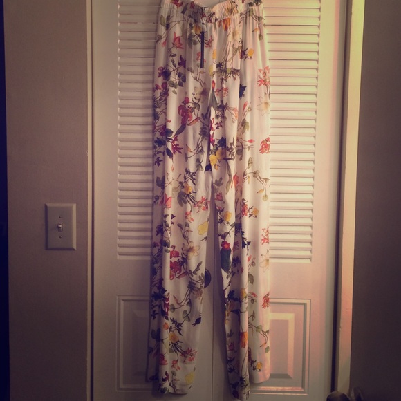 Long slacks with floral print from Zara! - Picture 1 of 1