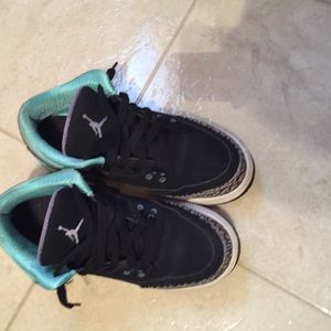 Jordan's Aqua blue and light purple