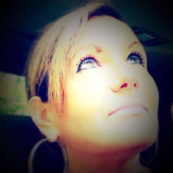 Meet your Posher, Terrie - Picture 1 of 1