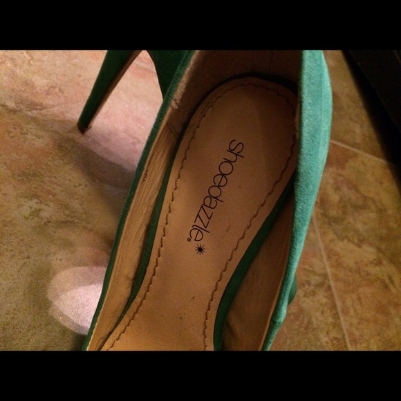 Evergreen heels - Picture 4 of 4