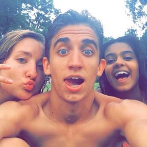 Meet your Posher, Miles