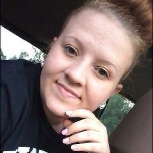 Meet your Posher, Brittni