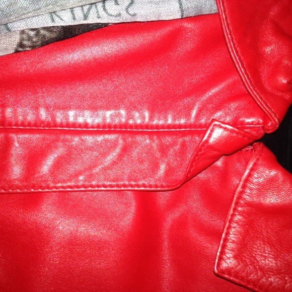 Red leather jacket. Excellent condition - Picture 2 of 4