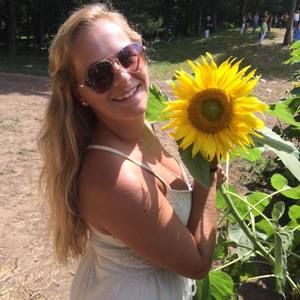 Meet your Posher, Maddie