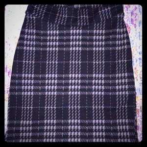 Olian maternity skirt. Xs. Perfect for fall!