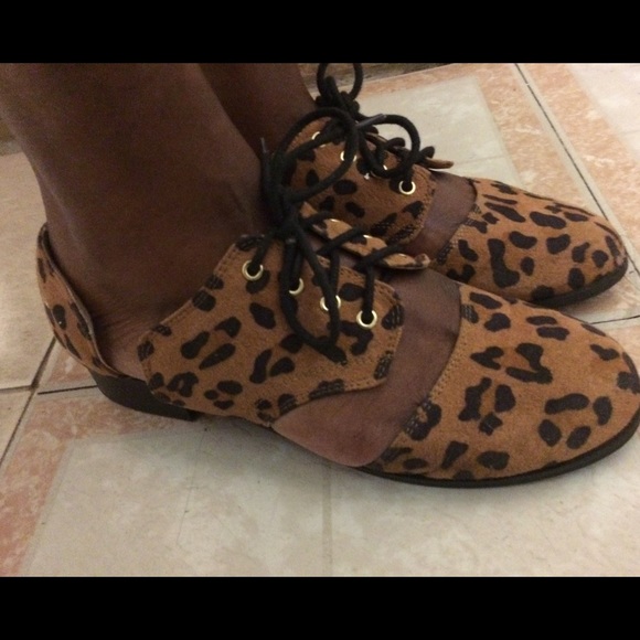 Leopard flats - Picture 2 of 4