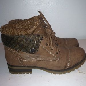 Amazing Lace sweater booties