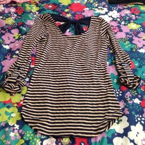 Striped top with foldable sleeves