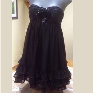 Sale Betsey Johnson black strapless cocktail Sz 6