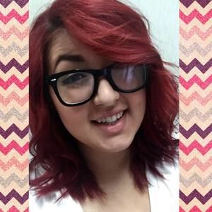 Meet your Posher, Caitlin