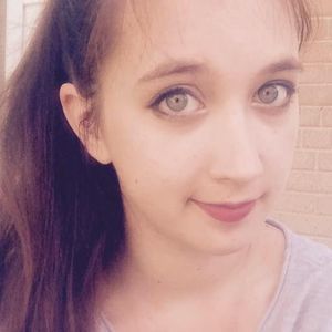 Meet your Posher, Cate