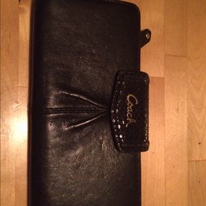 Authentic Coach wallet with snakeskin detail