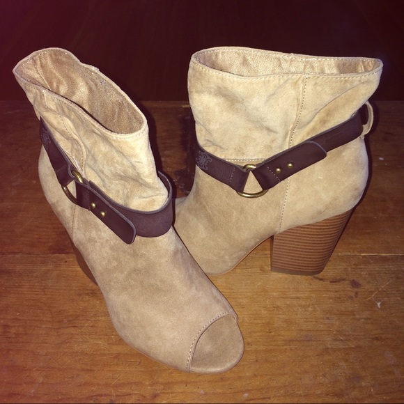 MIA ankle boots