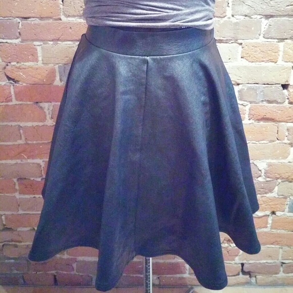 Topshop faux leather skirt
