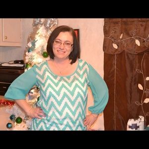 Meet your Posher, Gloria