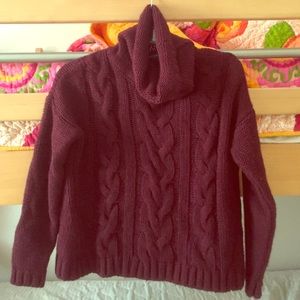 Brandy Melville turtle neck