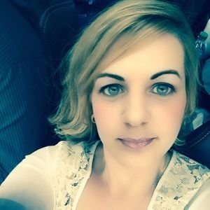 Meet your Posher, Desirae