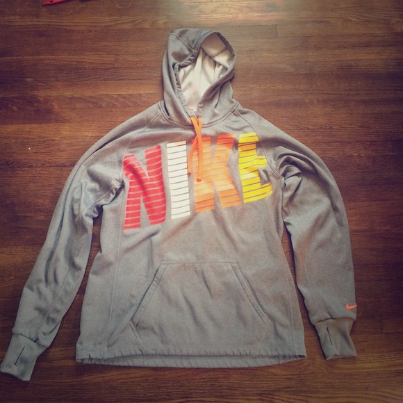 Nike thermafit hoodie