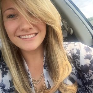 Meet your Posher, Christine