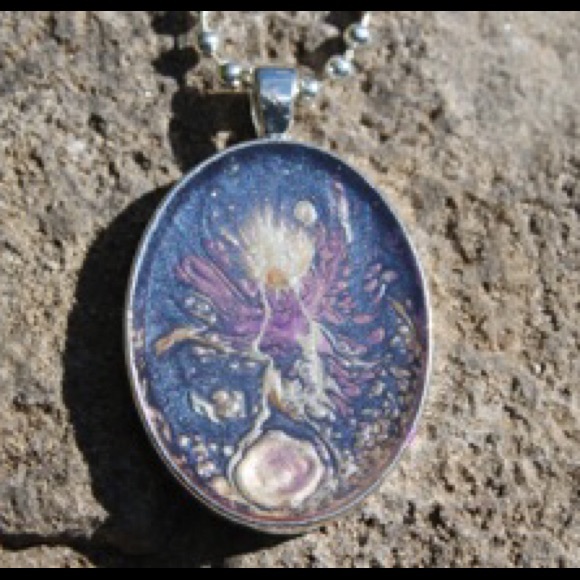 Pendant necklace