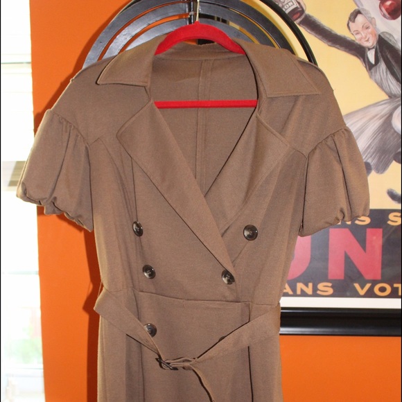 Collar dress