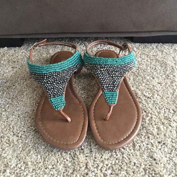 Beaded sandals - Picture 1 of 3