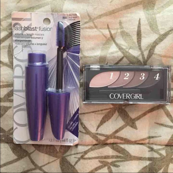 New Covergirl mascara and eyeshadow makeup set