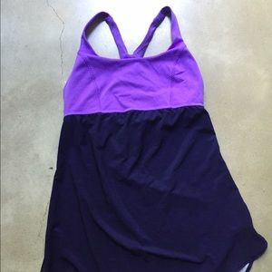 Lululemon Venus tank, EUC, size 6.