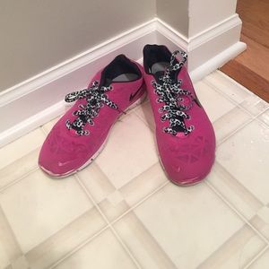 Pink Nike free run gym shoes!!!