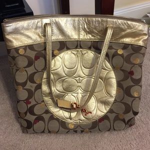 💥price drop💥Coach Laura Secret Admirer Gold Tote