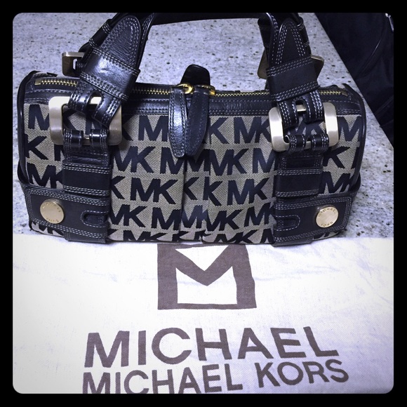 Authentic Michael Kors Satchel