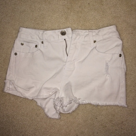 High waisted white shorts
