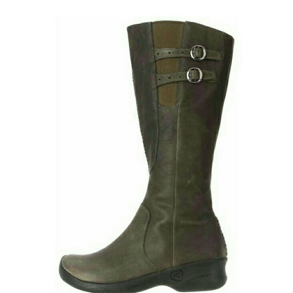 Women's Bern Baby Boots in Dark Forrest