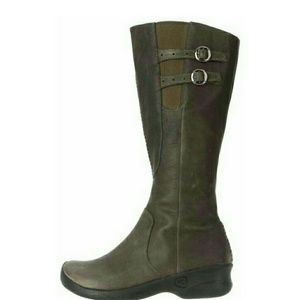 Women's Bern Baby Boots in Dark Forrest