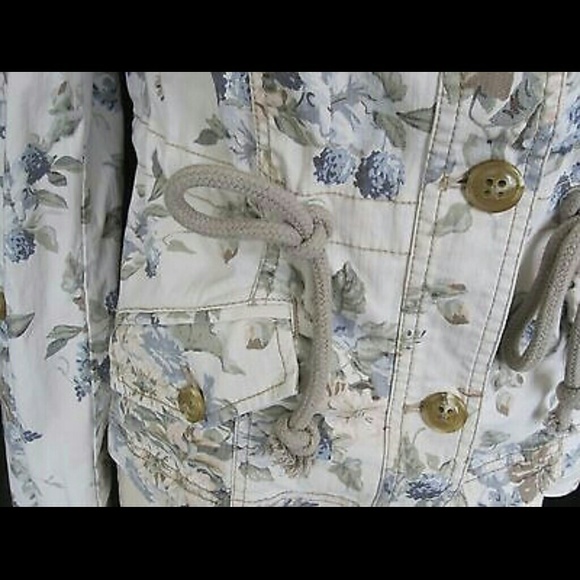 SOLD Anthropologie Floral Jacket - Picture 3 of 3