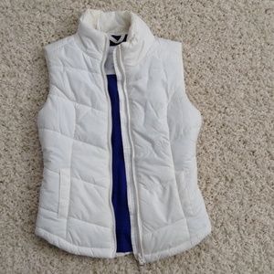 Aeropostale White Puffy Vest
