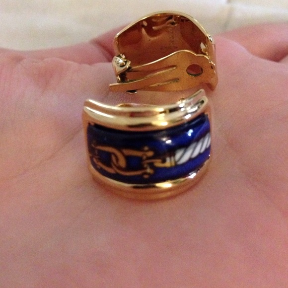 Authentic Hermes vintage equestrian earrings - Picture 2 of 3